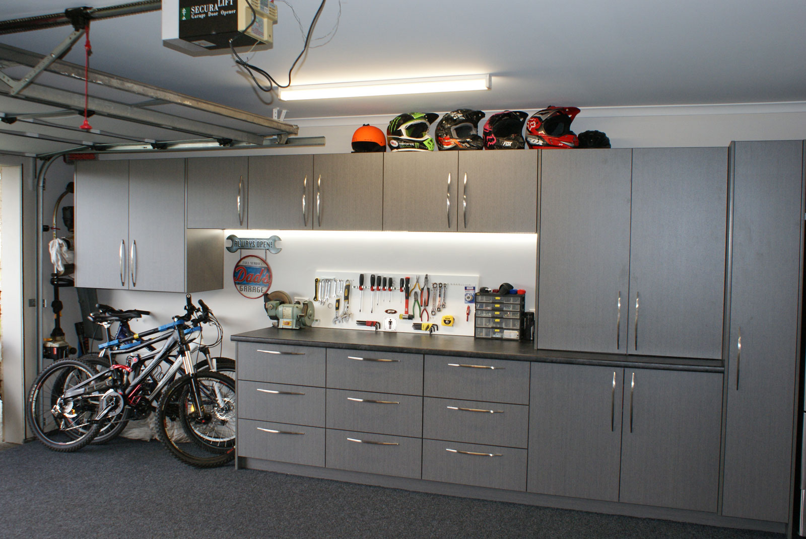 bikes-in-garage