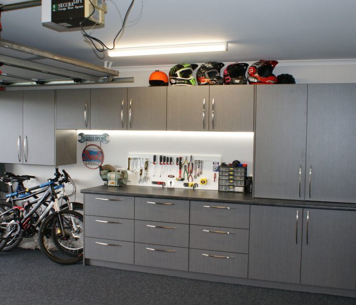 bikes-in-garage